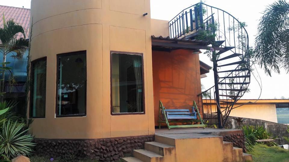 Baan Din Baramee Resort Kamphaeng Phet Exterior foto